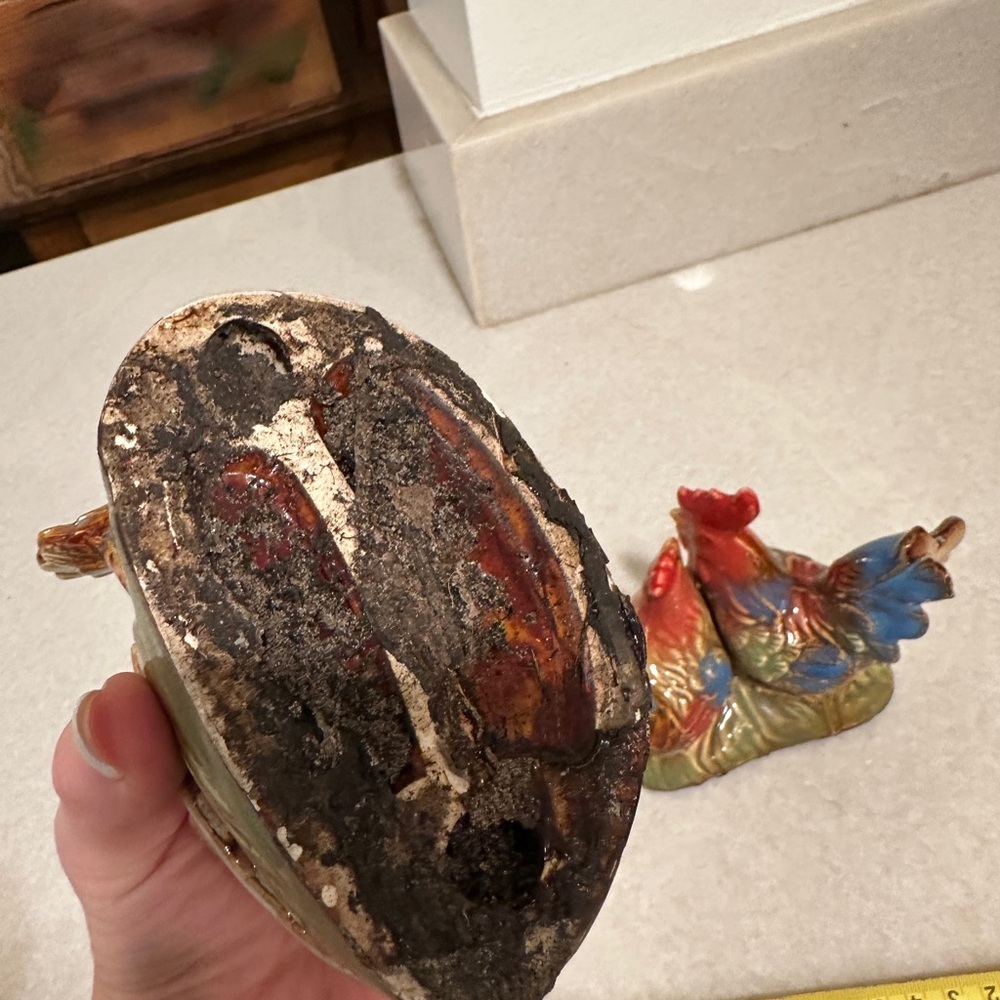 Pair of vintage glazed ceramic rooster figurines - Picture 9 of 10